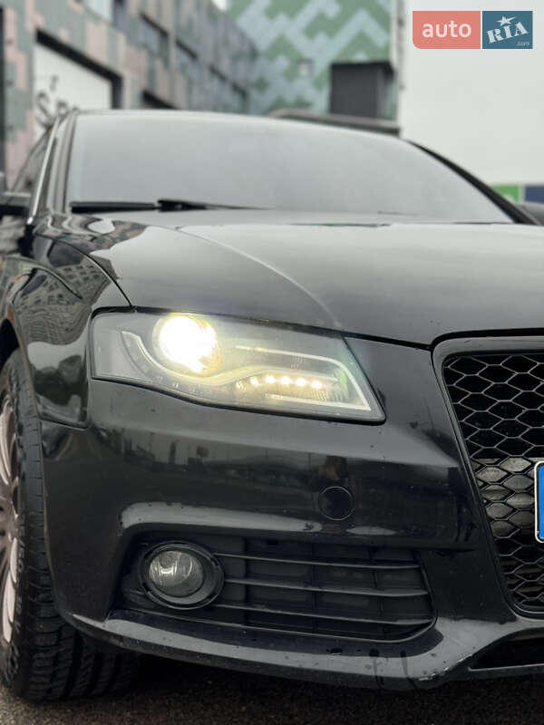 Седан Audi A4 2011 в Києві