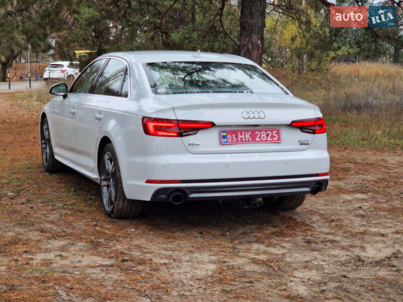 Седан Audi A4 2017 в Дніпрі