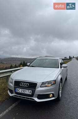 Седан Audi A4 2010 в Львове