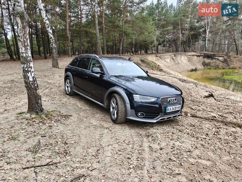 Универсал Audi A4 2013 в Киеве
