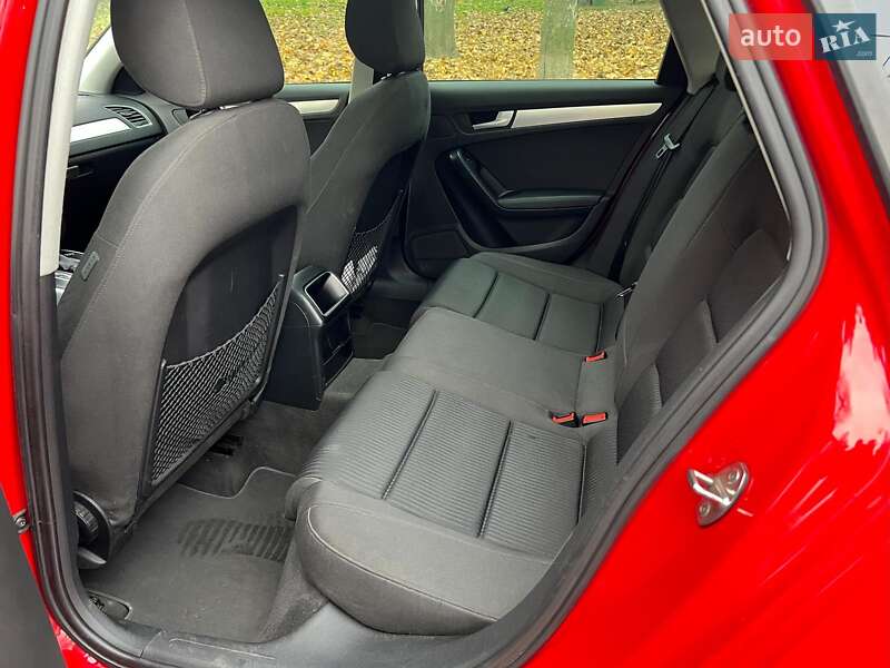 Універсал Audi A4 2011 в Києві