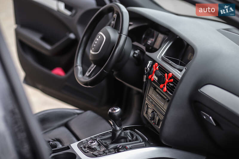 Універсал Audi A4 2011 в Львові