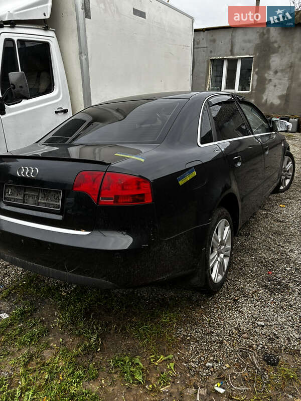 Седан Audi A4 2006 в Глухове