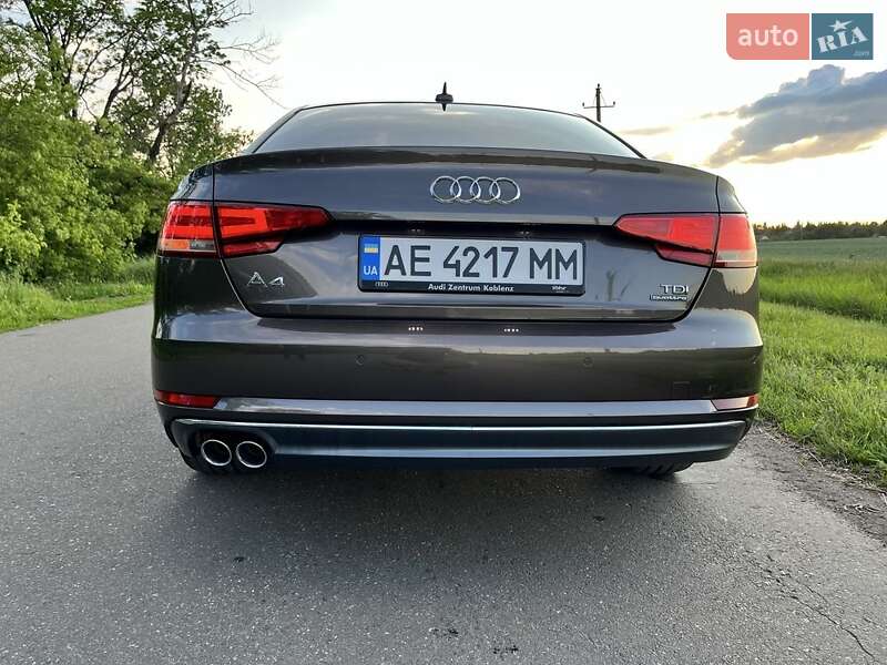 Седан Audi A4 2016 в Кривому Розі
