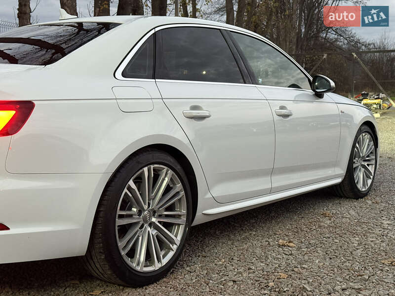 Седан Audi A4 2018 в Стрию
