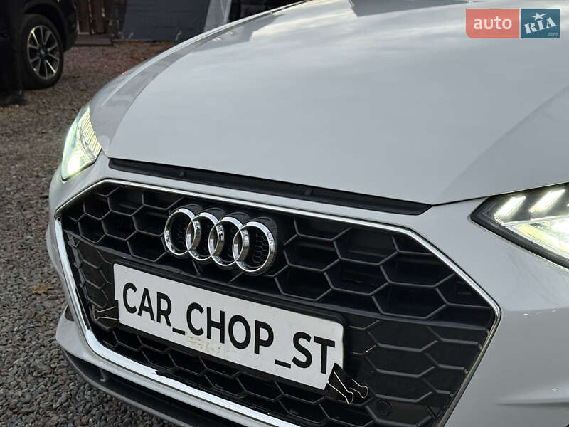 Седан Audi A4 2018 в Стрию