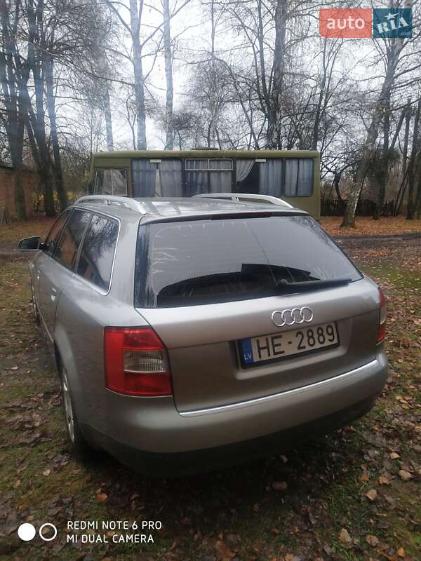 Універсал Audi A4 2002 в Ромнах