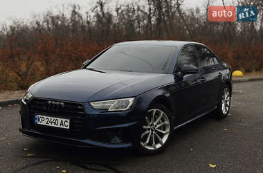 Седан Audi A4 2019 в Запорожье