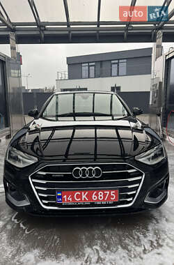 Седан Audi A4 2021 в Ужгороде