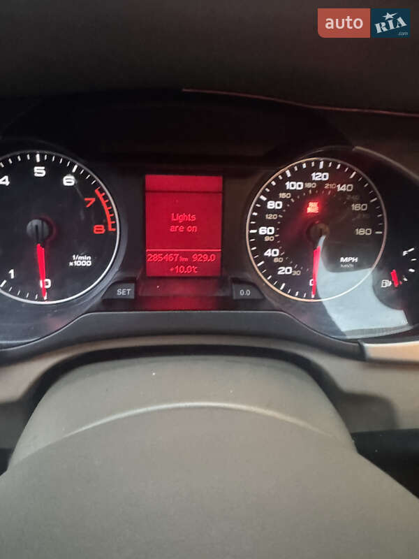 Седан Audi A4 2011 в Киеве