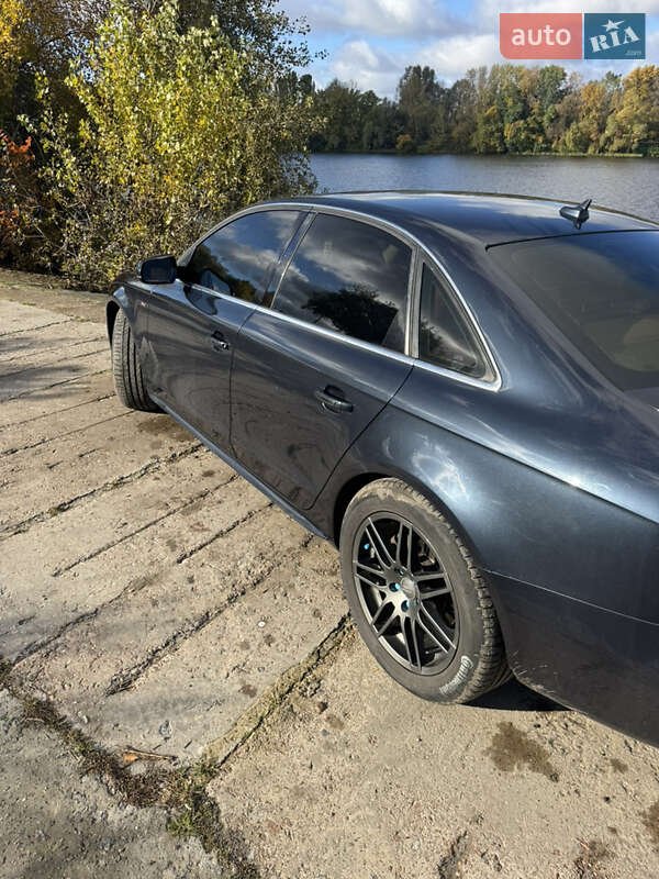 Седан Audi A4 2011 в Киеве