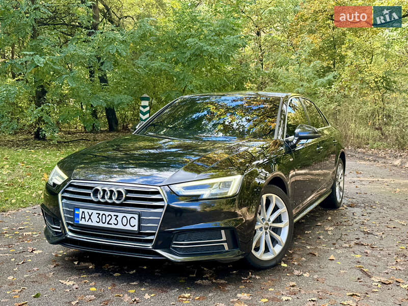Седан Audi A4 2017 в Киеве