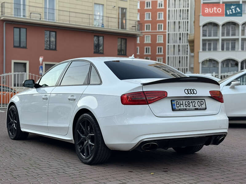 Седан Audi A4 2014 в Одессе