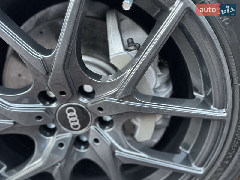 Седан Audi A4 2014 в Одессе