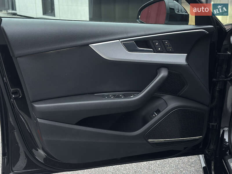 Седан Audi A4 2016 в Києві фото 31 Седан Audi A4 2016 в Києві