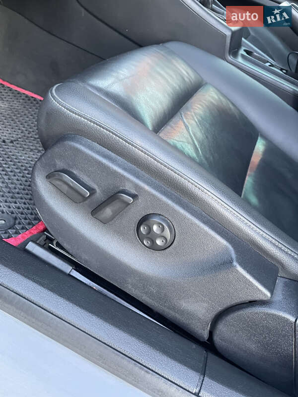 Седан Audi A4 2005 в Львові