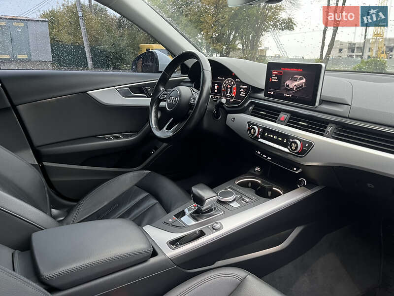Седан Audi A4 2016 в Виннице