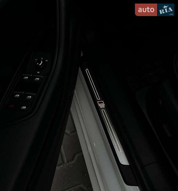 Седан Audi A4 2016 в Виннице