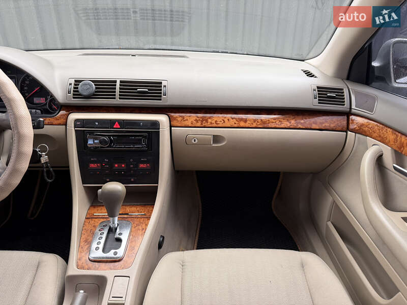 Седан Audi A4 2003 в Києві фото 20 Седан Audi A4 2003 в Києві