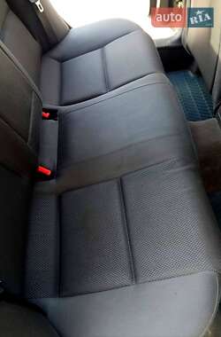 Седан Audi A4 2003 в Днепре