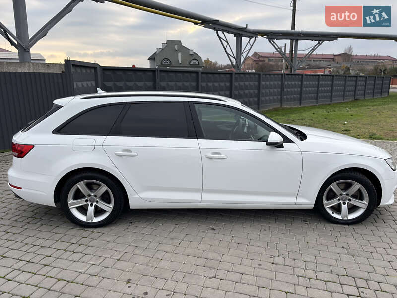 Универсал Audi A4 2018 в Мукачево