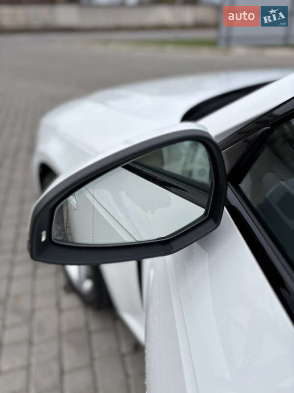 Универсал Audi A4 2018 в Мукачево