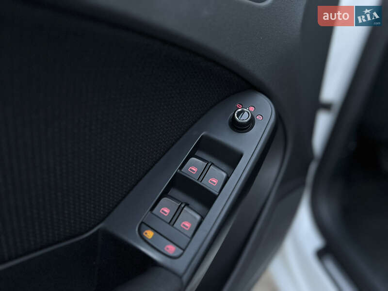 Універсал Audi A4 2010 в Луцьку