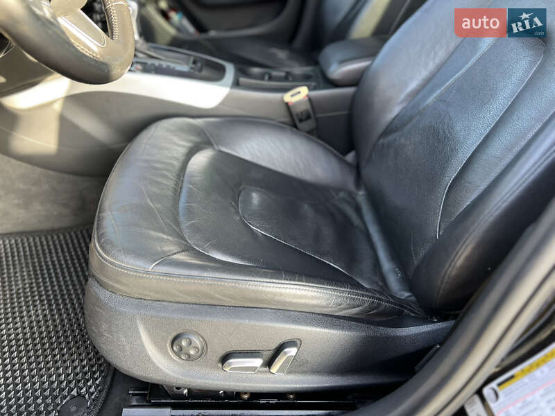 Седан Audi A4 2012 в Хмельницькому