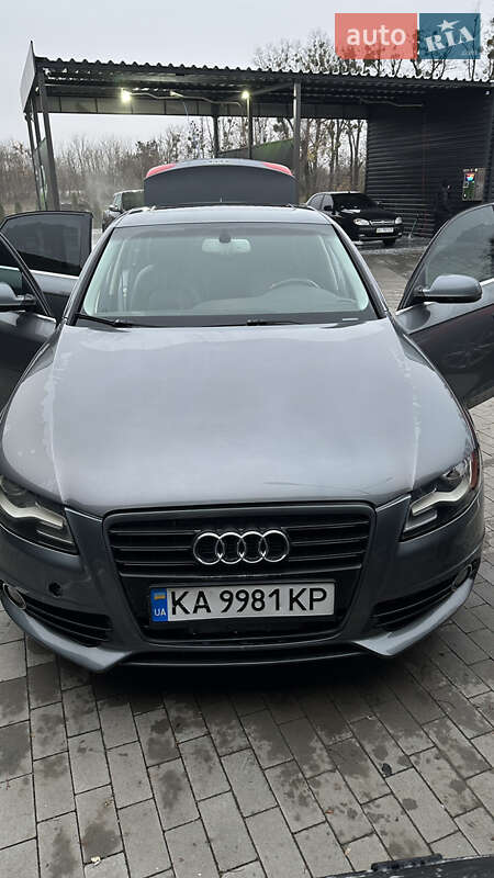 Седан Audi A4 2012 в Гостомелі