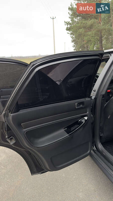 Седан Audi A4 1996 в Бородянці