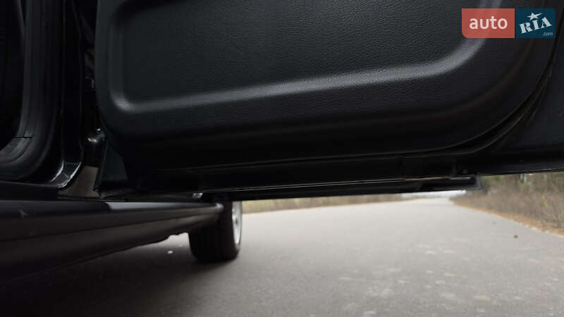 Седан Audi A4 1996 в Бородянці