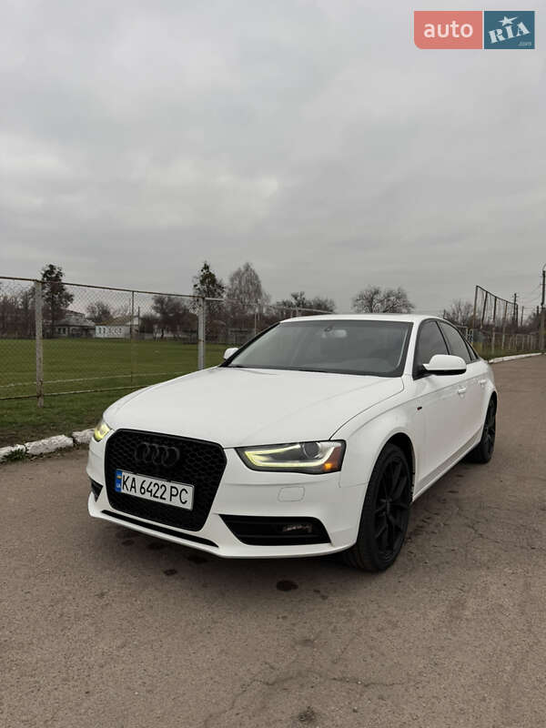 Седан Audi A4 2014 в Києві фото Седан Audi A4 2014 в Києві
