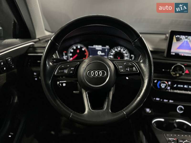 Седан Audi A4 2017 в Одесі