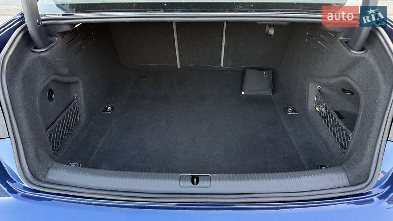 Седан Audi A4 2017 в Киеве фото 35 Седан Audi A4 2017 в Киеве