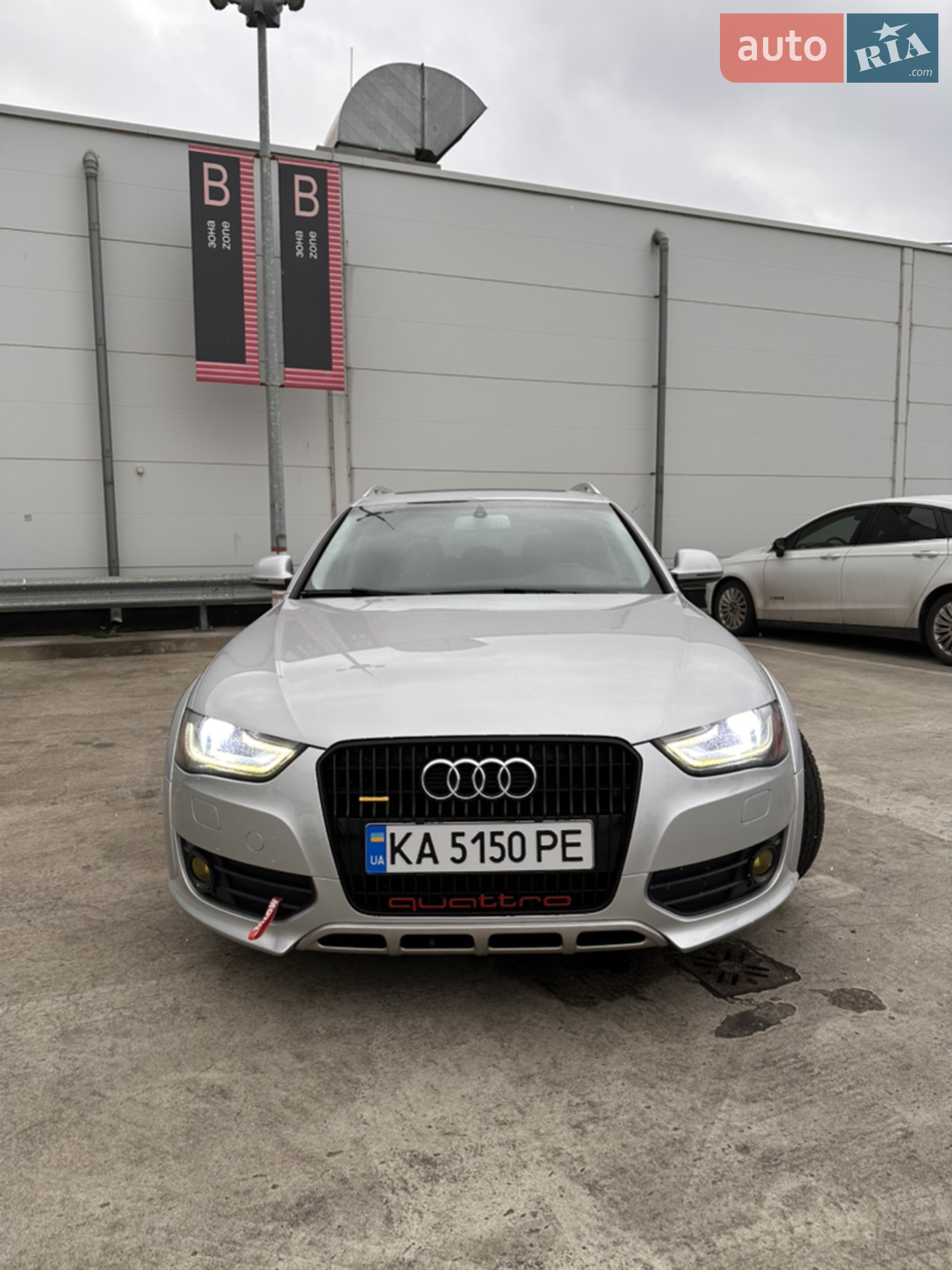 2012 Audi A4 - мініатюра 3