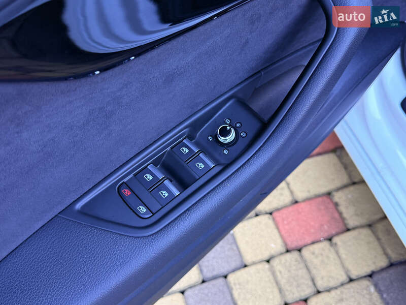 Универсал Audi A4 2022 в Мукачево