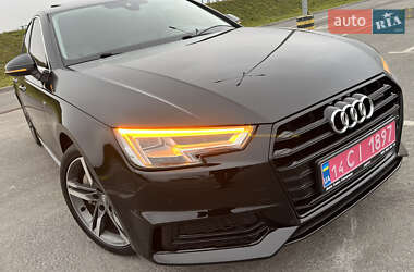 Седан Audi A4 2018 в Львове