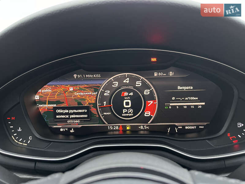 Седан Audi A4 2018 в Львові