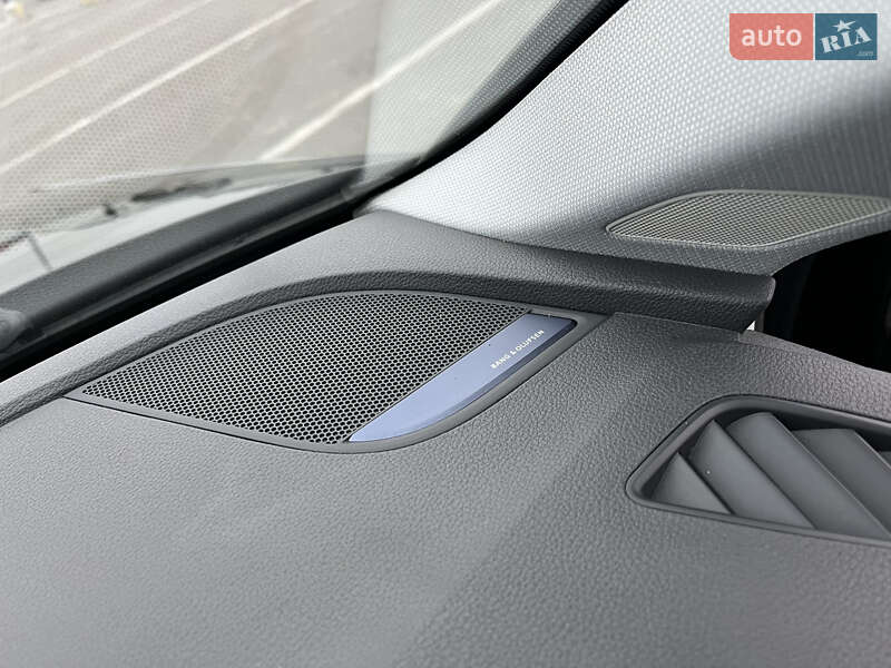 Седан Audi A4 2018 в Львові