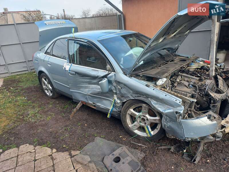 Седан Audi A4 2002 в Лозовой фото 5 Седан Audi A4 2002 в Лозовой