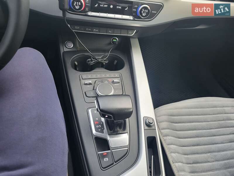 Седан Audi A4 2018 в Киеве фото 8 Седан Audi A4 2018 в Киеве