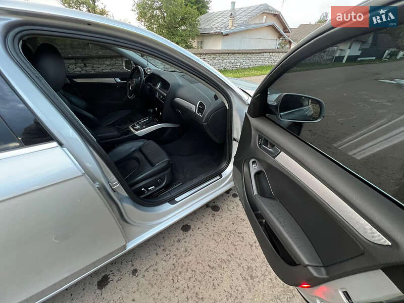 Седан Audi A4 2013 в Городенке