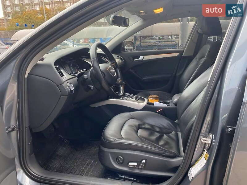 Седан Audi A4 2013 в Києві