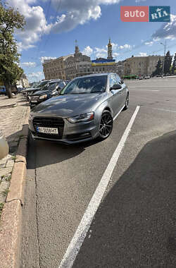 Седан Audi A4 2014 в Полтаве