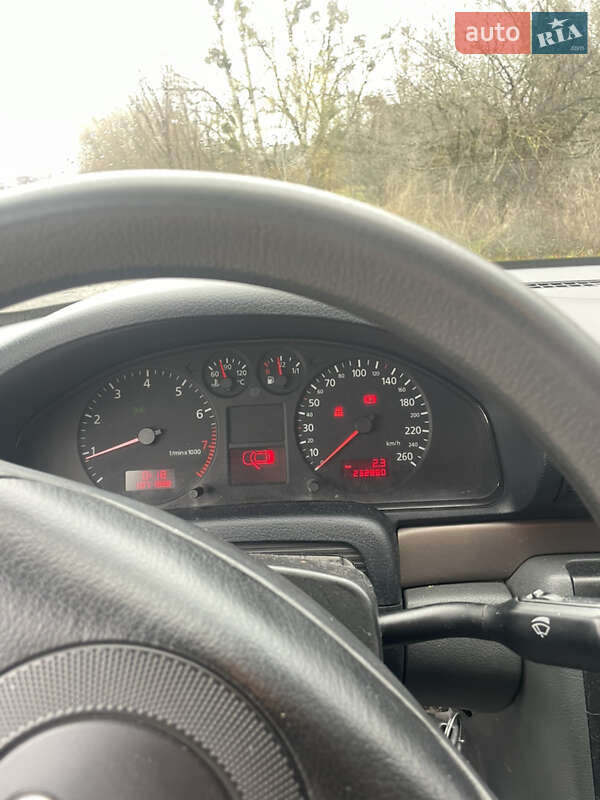 Універсал Audi A4 2000 в Бродах