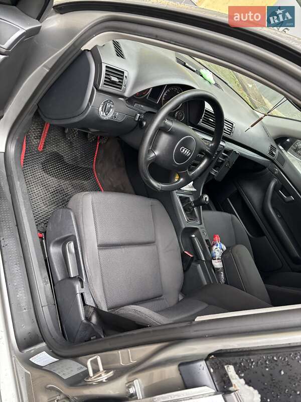 Универсал Audi A4 2004 в Ужгороде фото 10 Универсал Audi A4 2004 в Ужгороде