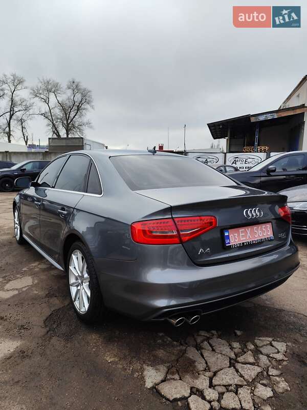 Седан Audi A4 2015 в Чернігові