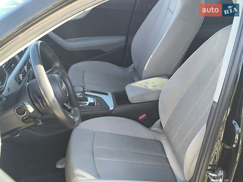 Універсал Audi A4 2020 в Львові