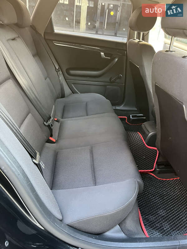 Универсал Audi A4 2003 в Ровно