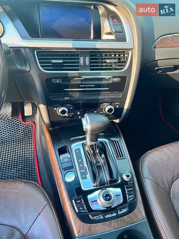 Седан Audi A4 2013 в Броварах